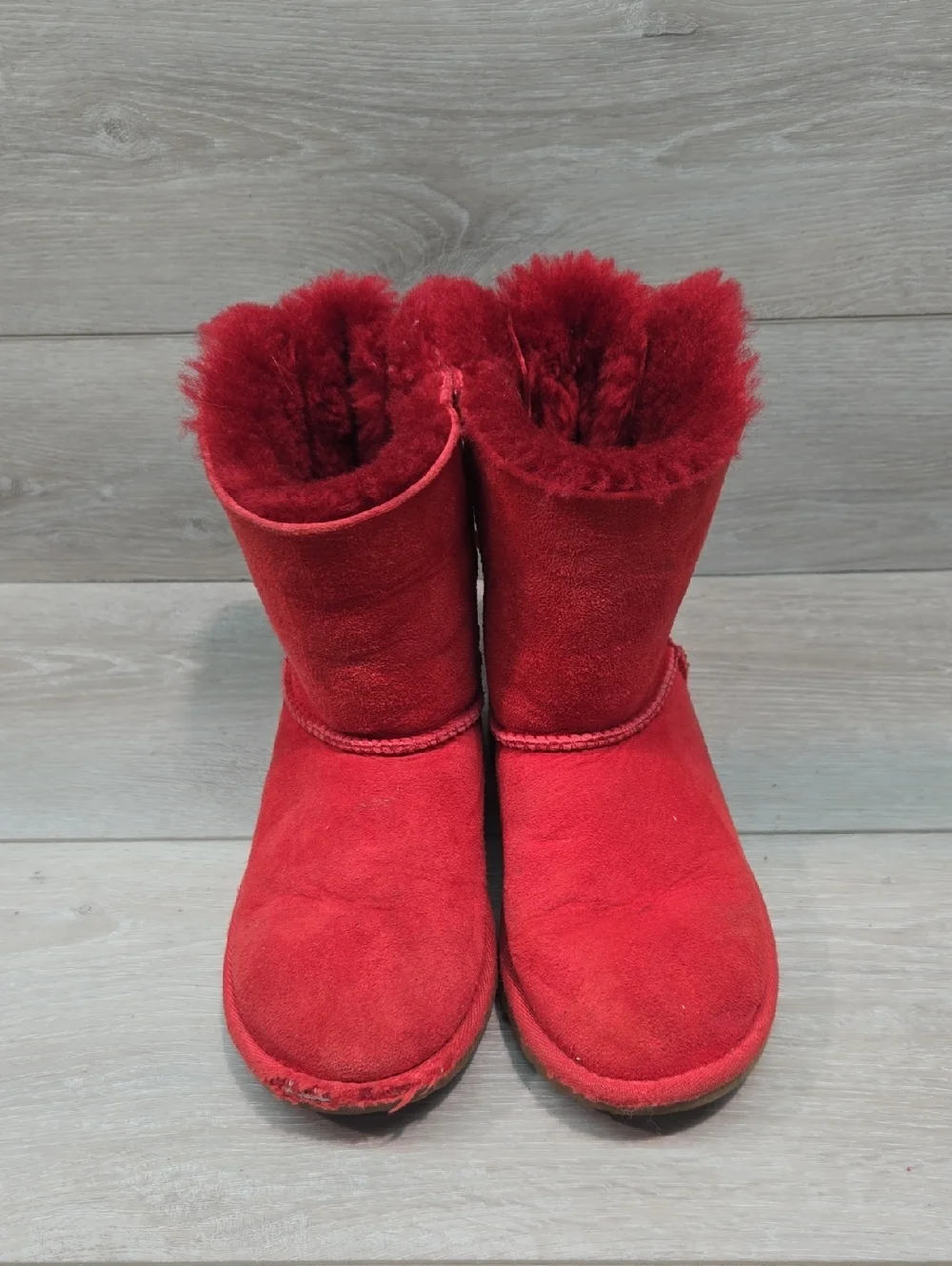 UGG Australia Big Girl Kids Red Suede Bow Back Shearling Boots Shoes Sz 2